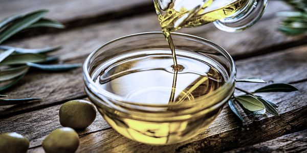 Olive oil | Foods You Should Never Refrigerate